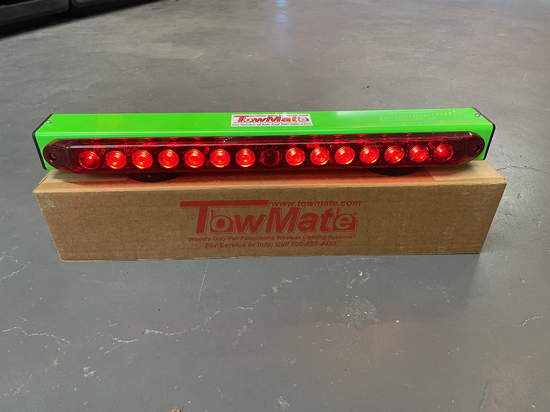 TowMate 22" Wireless Tow Light, Lime